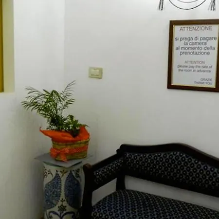 Bed and Breakfast Crispi 2*